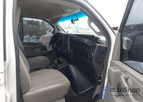 2021 GMC Savana Cargo Rwd 2500 Regular Wheelbase Work Van z USA, uszkodzony, nr VIN 1GTW7AFPXM1212467